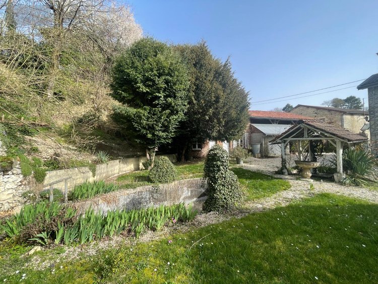 Maison a vendre Trannes 10140 Aube 181 m2 6 pièces 195000 euros