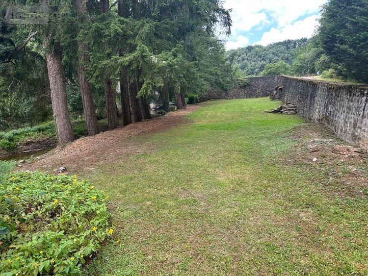 propriete a vendre Magny 89200 Yonne 230 m2 14 pièces 468000 euros