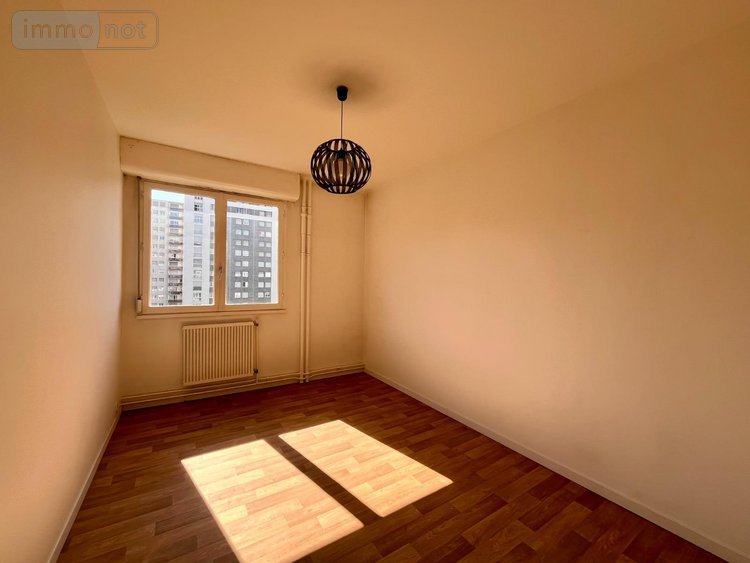 Appartement a vendre Clermont-Ferrand 63000 Puy-de-Dôme 80 m2 4 pièces 156000 euros