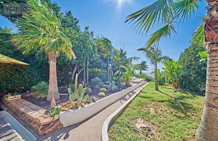 Maison a vendre Saint-Raphaël 83700 Var 97 m2 8 pièces 1695000 euros