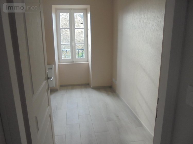 Location maison Saint-Père 89450 Yonne 76 m2 3 pièces 600 euros