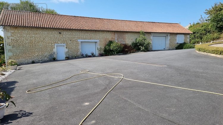 Maison a vendre Archiac 17520 Charente-Maritime 170 m2 6 pièces 204750 euros