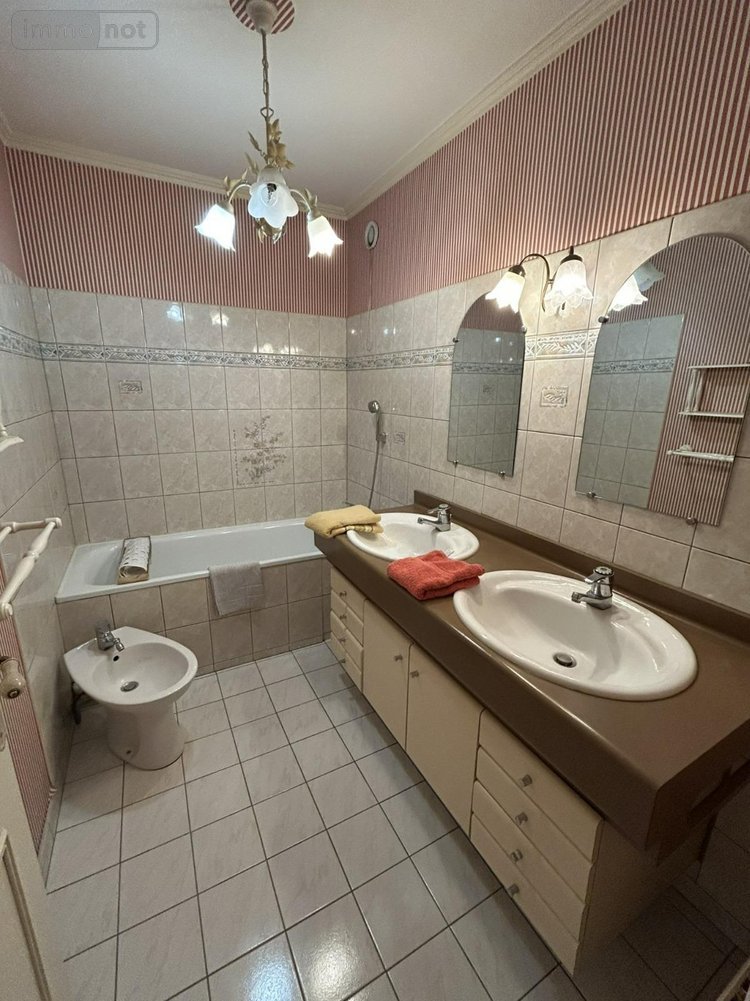 Appartement a vendre Le Mans 72000 Sarthe 103 m2 5 pièces 132200 euros