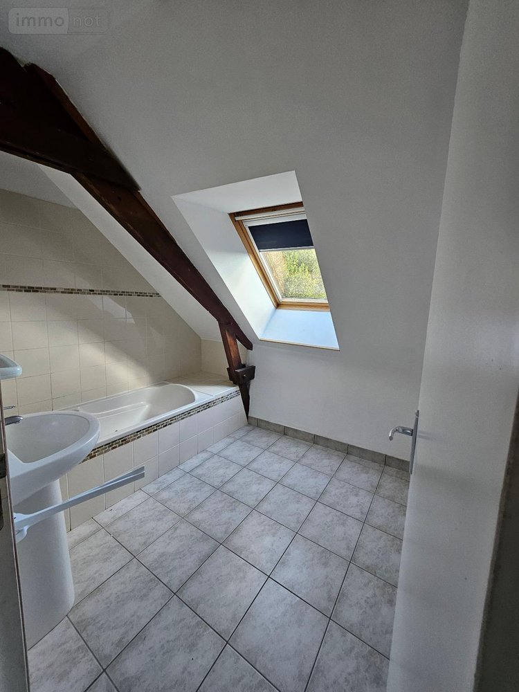 Location maison Pluméliau-Bieuzy 56930 Morbihan 78 m2 3 pièces 658 euros