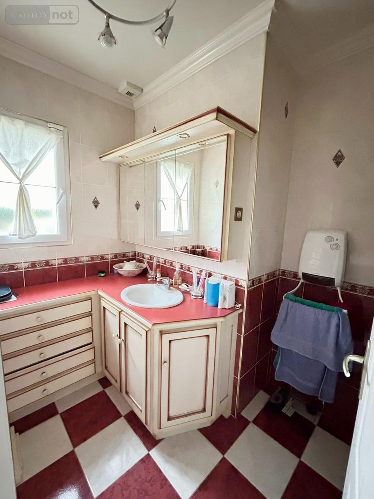 Maison a vendre Mulsanne 72230 Sarthe 190 m2  373240 euros