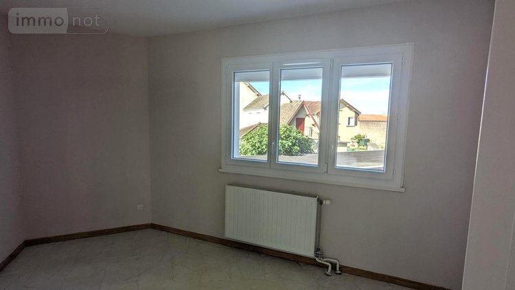 Location appartement Chalon-sur-Saône 71100 Saône-et-Loire 75 m2 3 pièces 680 euros