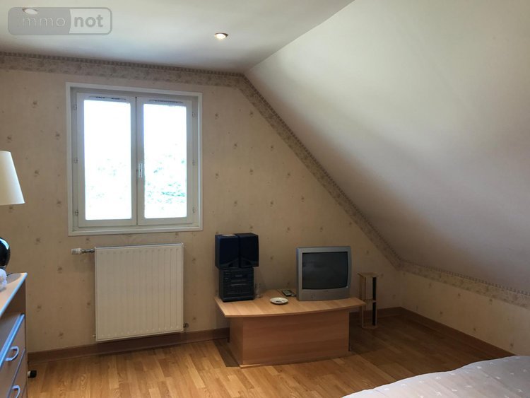 Location maison Chassenard 03510 Allier 188 m2 8 pièces 750 euros