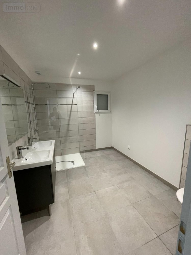 Location maison Le Neubourg 27110 Eure 92 m2 4 pièces 990 euros