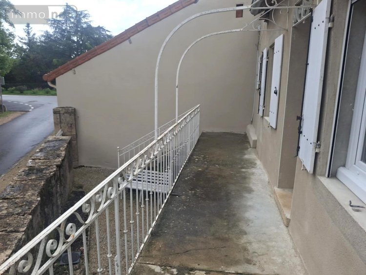 Location maison Buxy 71390 Saône-et-Loire 54 m2 3 pièces 642 euros