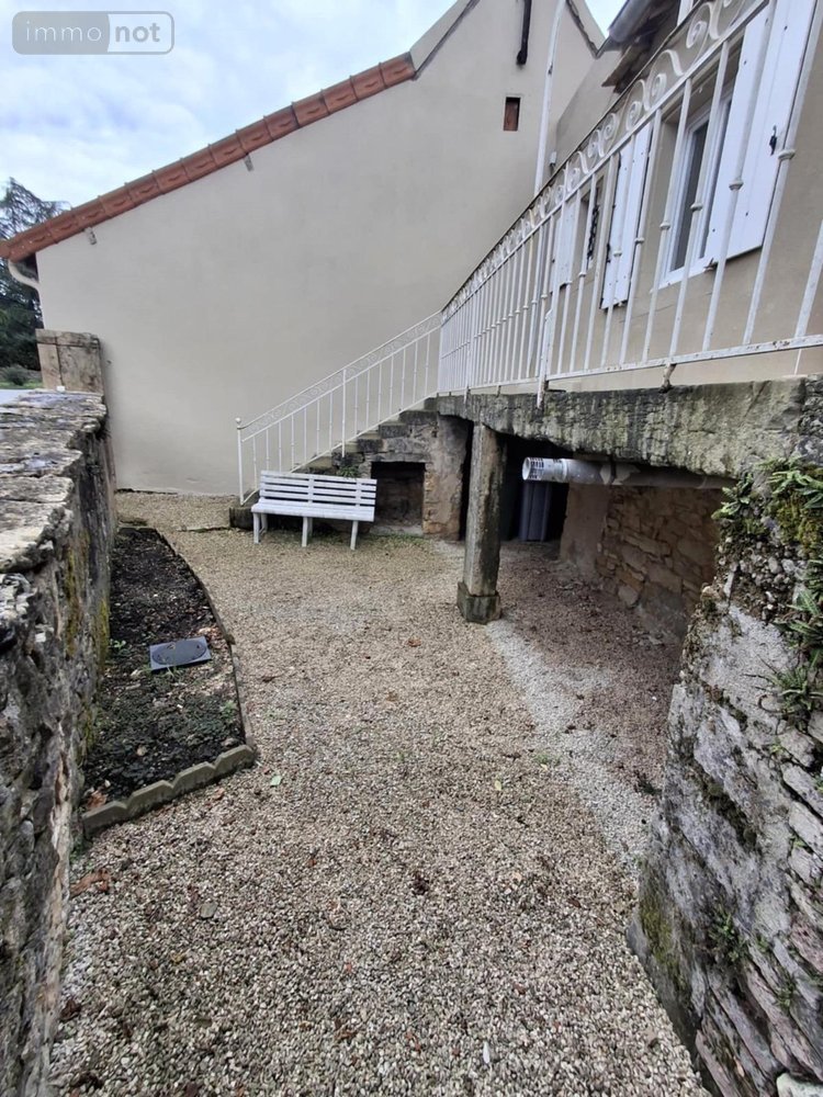 Location maison Buxy 71390 Saône-et-Loire 54 m2 3 pièces 642 euros