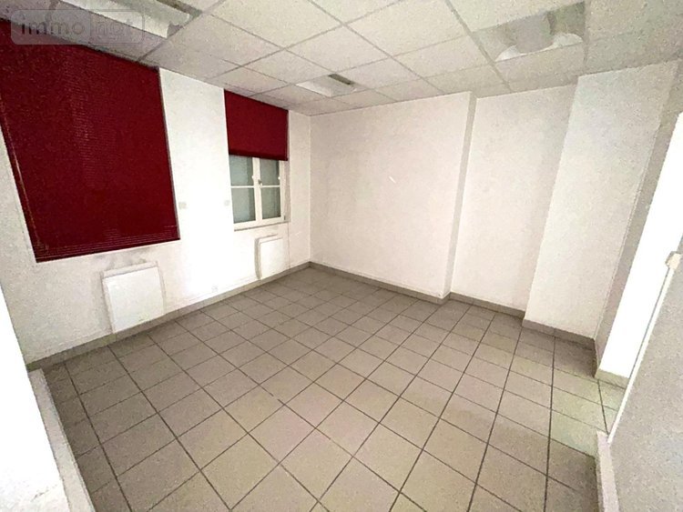 Fonds et murs commerciaux a vendre Saint-Omer 62500 Pas-de-Calais 62 m2  148000 euros