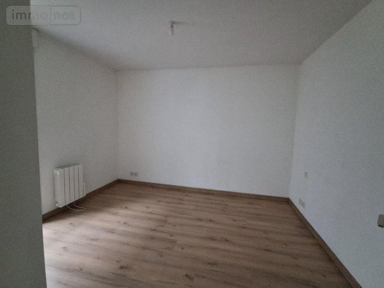Location appartement Châteaubourg 35220 Ille-et-Vilaine 54 m2 2 pièces 600 euros