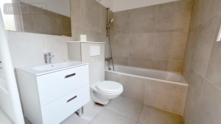 Appartement a vendre Roncq 59223 Nord 80 m2 3 pièces 325000 euros