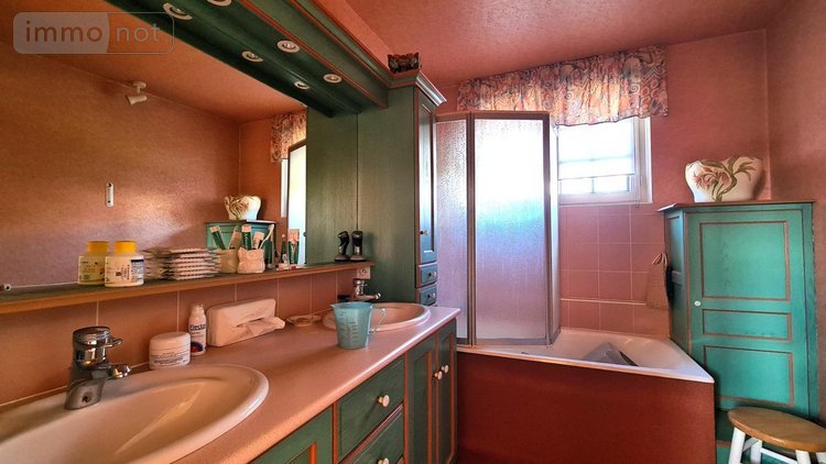 Maison a vendre Forges-les-Eaux 76440 Seine-Maritime 164 m2 7 pièces 196562 euros