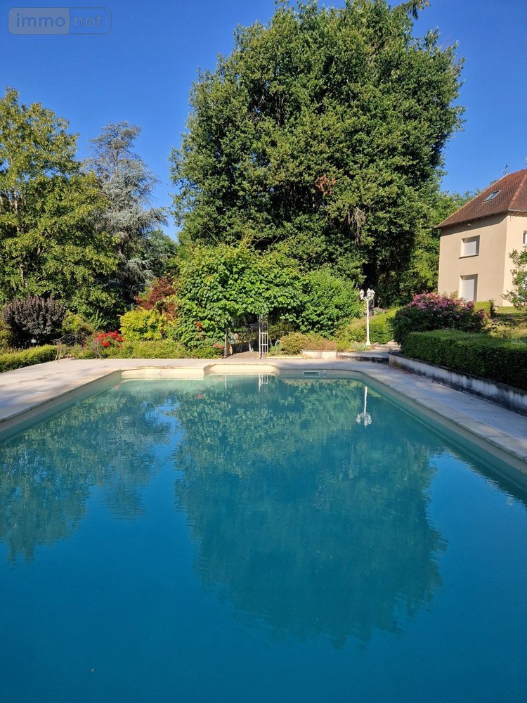 Maison a vendre Paray-le-Monial 71600 Saône-et-Loire 300 m2 14 pièces 598000 euros