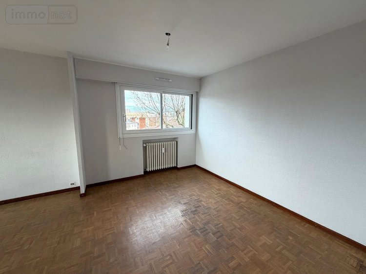 Location appartement Chalon-sur-Saône 71100 Saône-et-Loire 92 m2 4 pièces 990 euros