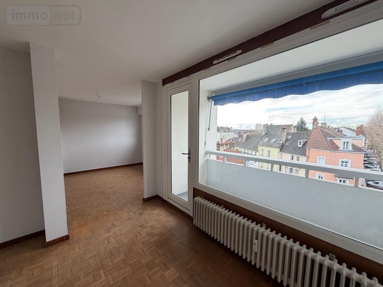 Location appartement Chalon-sur-Saône 71100 Saône-et-Loire 92 m2 4 pièces 990 euros