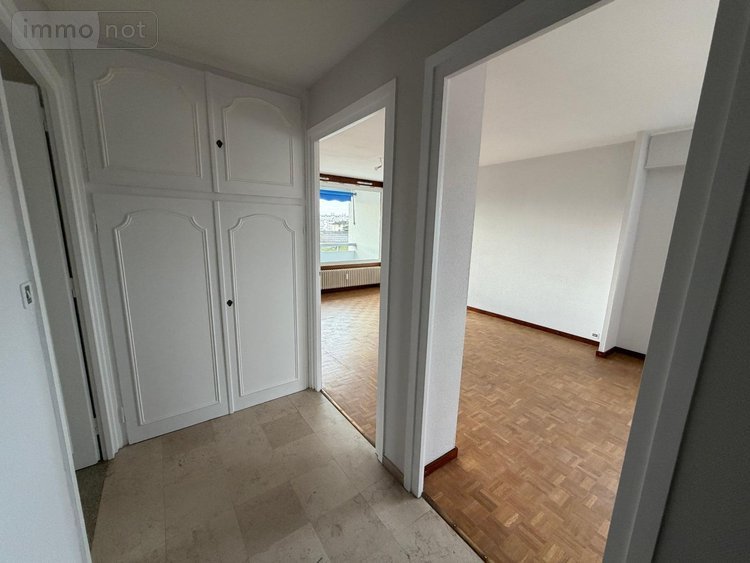 Location appartement Chalon-sur-Saône 71100 Saône-et-Loire 92 m2 4 pièces 990 euros