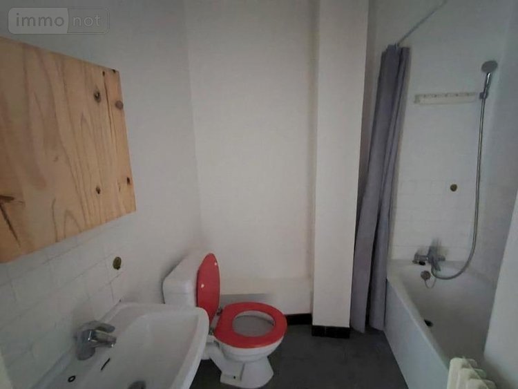 Location appartement Chalon-sur-Saône 71100 Saône-et-Loire 28 m2 1 pièce 425 euros