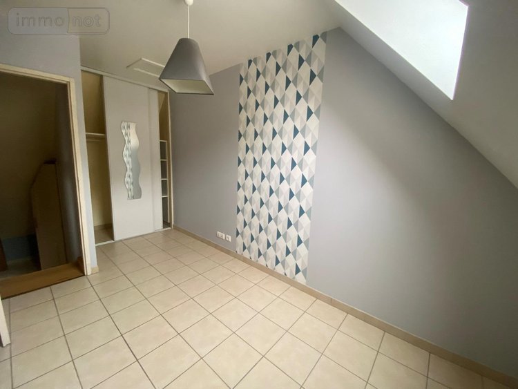 Location maison Salornay-sur-Guye 71250 Saône-et-Loire 61 m2 3 pièces 700 euros