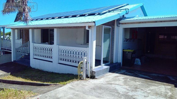 Maison a vendre Saint-Benoît 97470 Réunion 135 m2 5 pièces 295000 euros