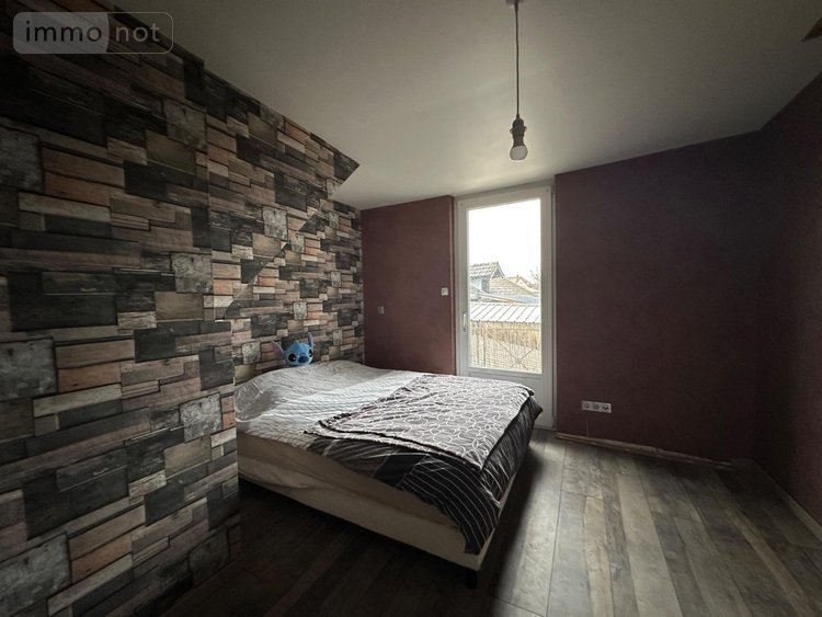 Immeuble a vendre Foucherans 39100 Jura 285 m2  189000 euros