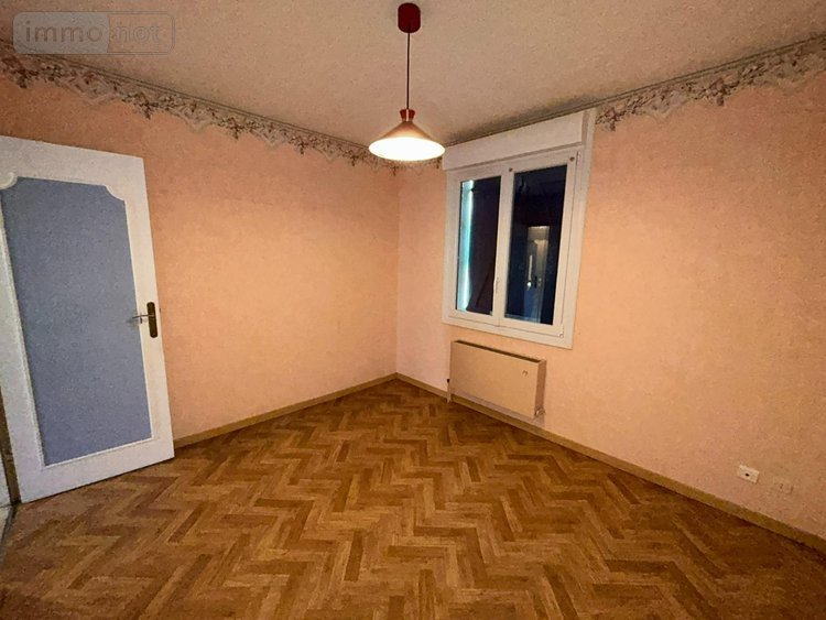 Maison a vendre Yvré-l'Évêque 72530 Sarthe 77 m2 4 pièces 184600 euros