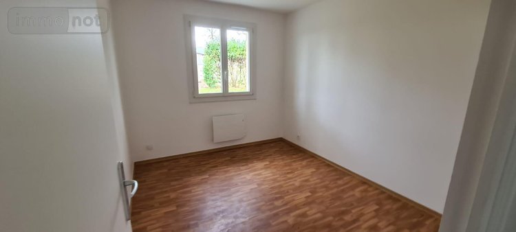 Location maison Parcé-sur-Sarthe 72300 Sarthe 81 m2 4 pièces 750 euros