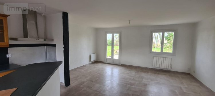 Location maison Parcé-sur-Sarthe 72300 Sarthe 81 m2 4 pièces 750 euros
