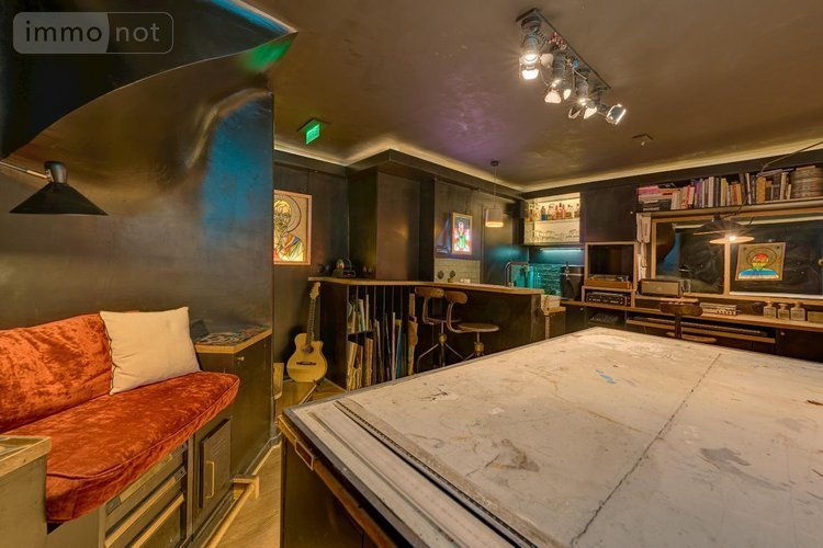 Fonds et murs commerciaux a vendre Paris 17e arrondissement 75017 Paris 51 m2  402800 euros