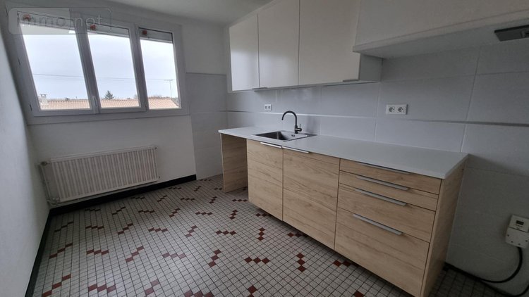Maison a vendre Jonzac 17500 Charente-Maritime 97 m2 5 pièces 173250 euros