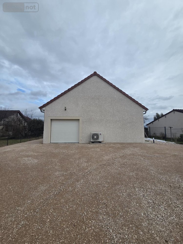 Location maison Branges 71500 Saône-et-Loire 95 m2 4 pièces 900 euros