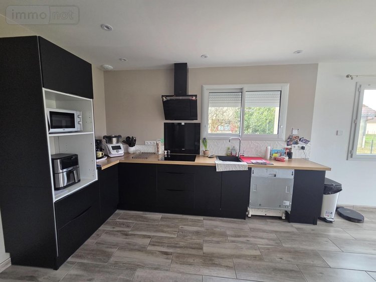 Location maison Branges 71500 Saône-et-Loire 95 m2 4 pièces 900 euros