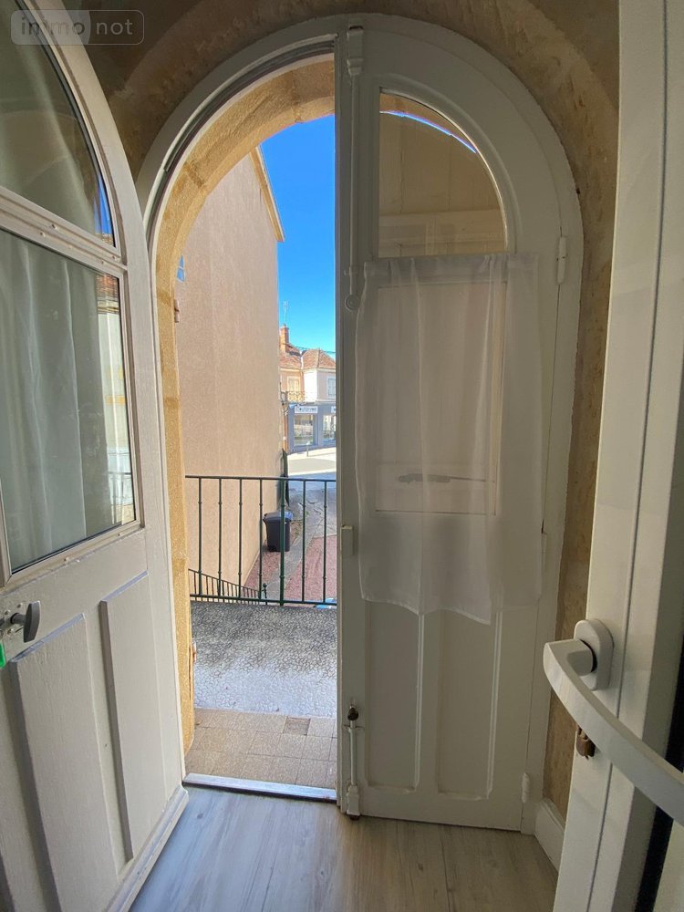 Immeuble a vendre Paray-le-Monial 71600 Saône-et-Loire 297 m2  587480 euros