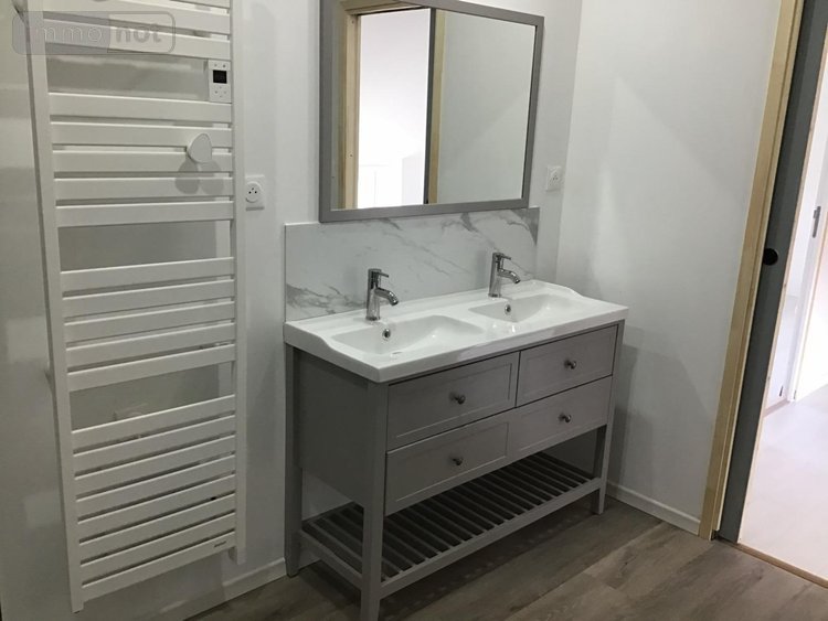 Location maison Négreville 50260 Manche 77 m2 4 pièces 875 euros