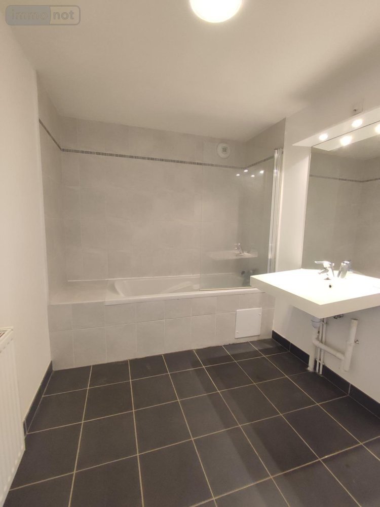 Location appartement Grand-Bourgtheroulde 27520 Eure 79 m2 4 pièces 910 euros