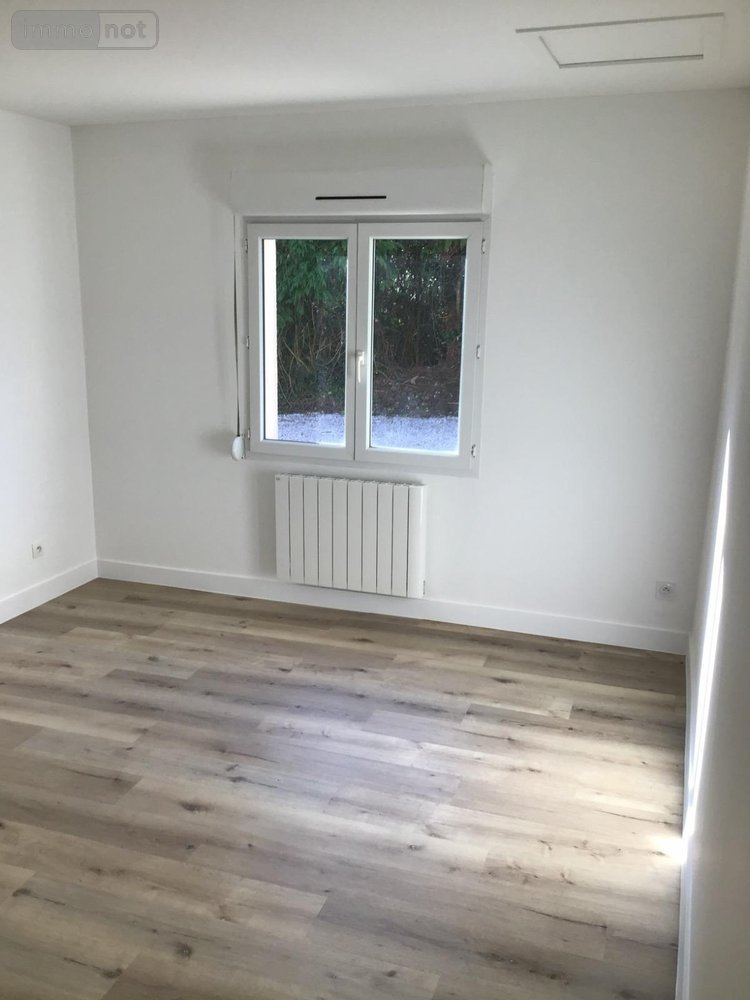 Location maison Beuzeville-au-Plain 50480 Manche 78 m2 4 pièces 650 euros
