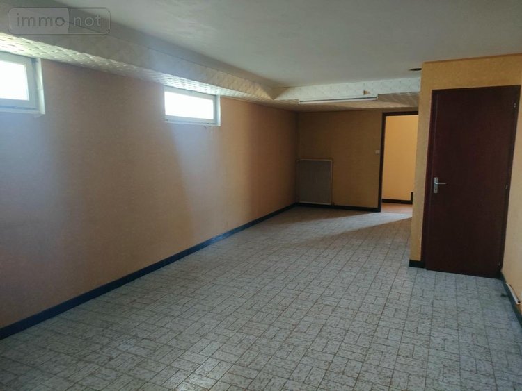 Maison a vendre Niort 79000 Deux-Sèvres 186 m2 6 pièces 106600 euros