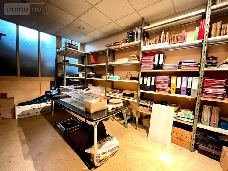 Fonds et murs commerciaux a vendre Langres 52200 Haute-Marne 458 m2  250000 euros