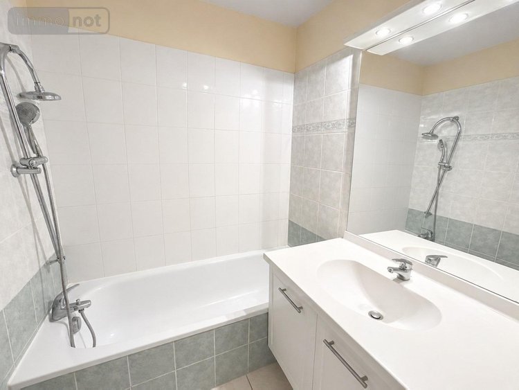 Appartement a vendre Bourg-en-Bresse 01000 Ain 72 m2 3 pièces 178000 euros