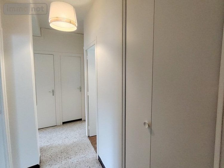 Location appartement Chalon-sur-Saône 71100 Saône-et-Loire 55 m2 3 pièces 750 euros