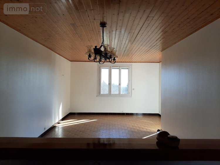 Location maison Vaugneray 69670 Rhône 75 m2 4 pièces 1200 euros
