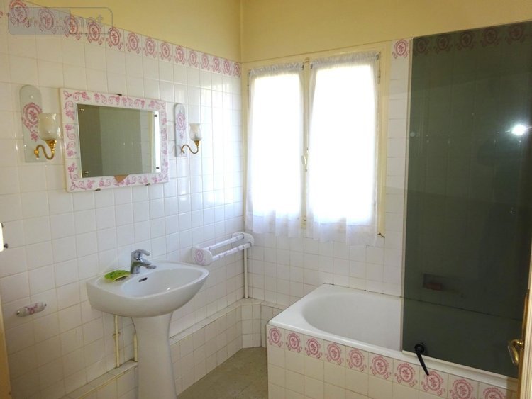 Maison a vendre Nogent-le-Rotrou 28400 Eure-et-Loir 180 m2 9 pièces 318000 euros