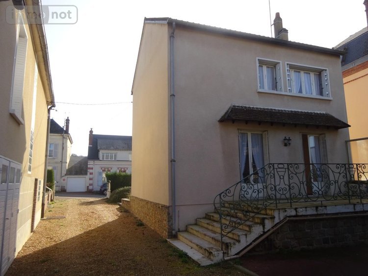 Maison a vendre Nogent-le-Rotrou 28400 Eure-et-Loir 180 m2 9 pièces 318000 euros