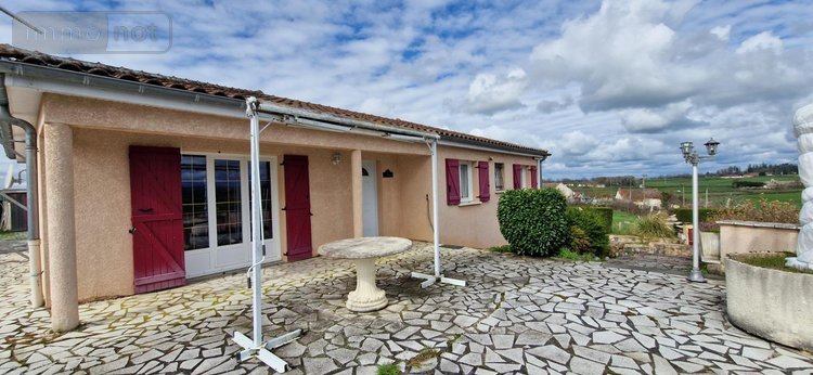 Maison a vendre Saint-Aubin-en-Charollais 71430 Saône-et-Loire 104 m2 9 pièces 185000 euros