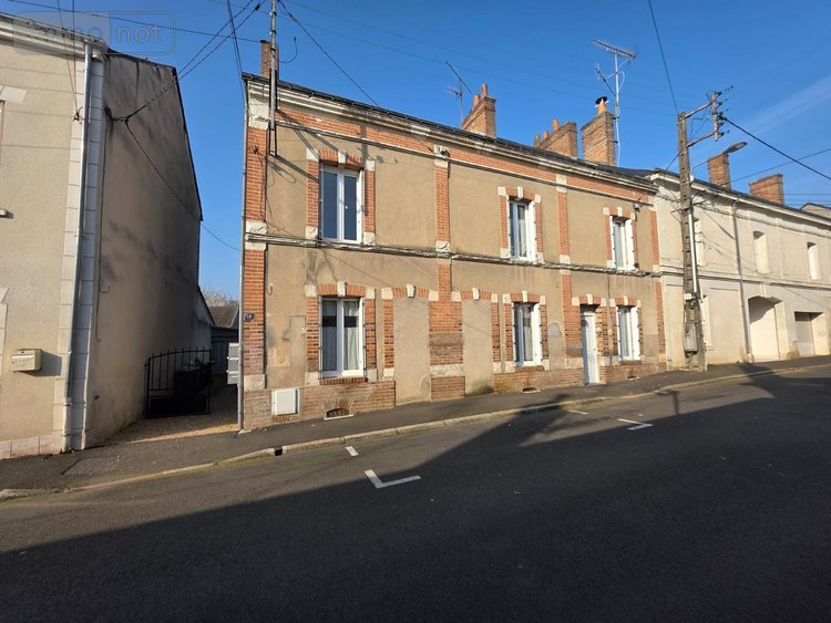 Immeuble a vendre Château-Renault 37110 Indre-et-Loire 160 m2  179550 euros