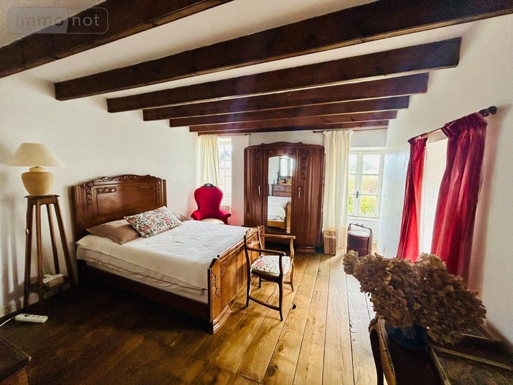 Maison a vendre Moncontour 22510 Côtes-d'Armor 173 m2 7 pièces 378000 euros