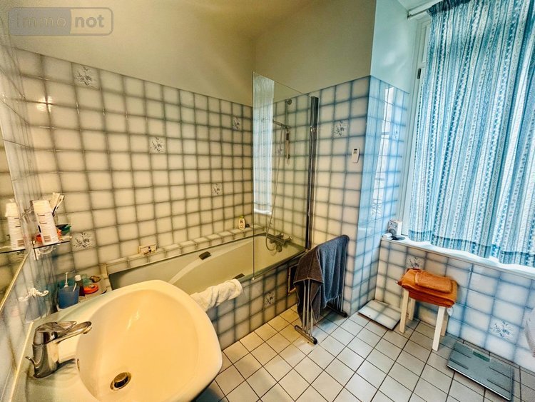 Maison a vendre Moncontour 22510 Côtes-d'Armor 173 m2 7 pièces 378000 euros