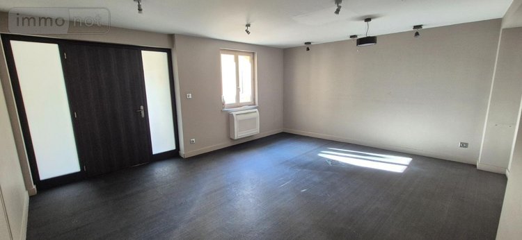 Fonds et murs commerciaux a vendre La-Ferté-Bernard 72400 Sarthe 250 m2  283400 euros