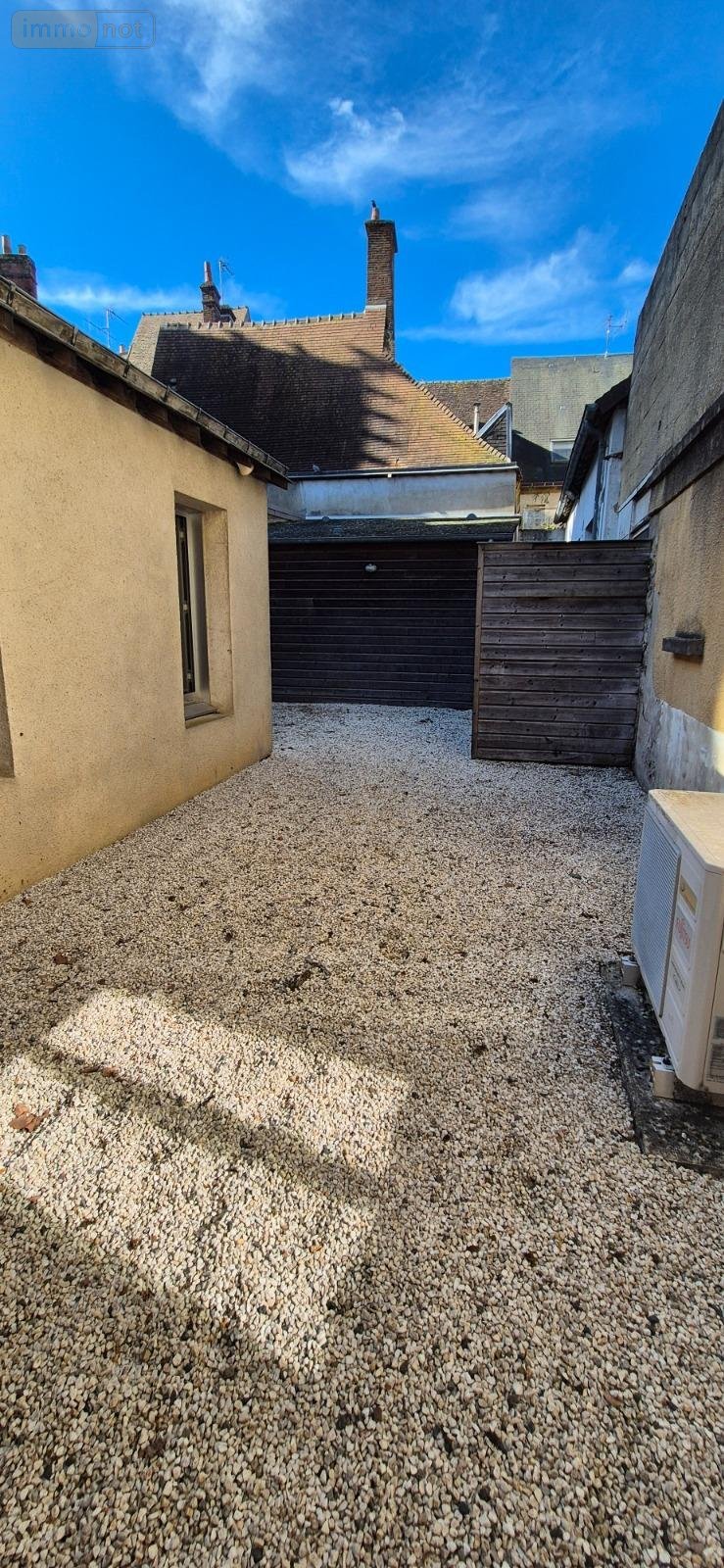 Fonds et murs commerciaux a vendre La-Ferté-Bernard 72400 Sarthe 250 m2  283400 euros